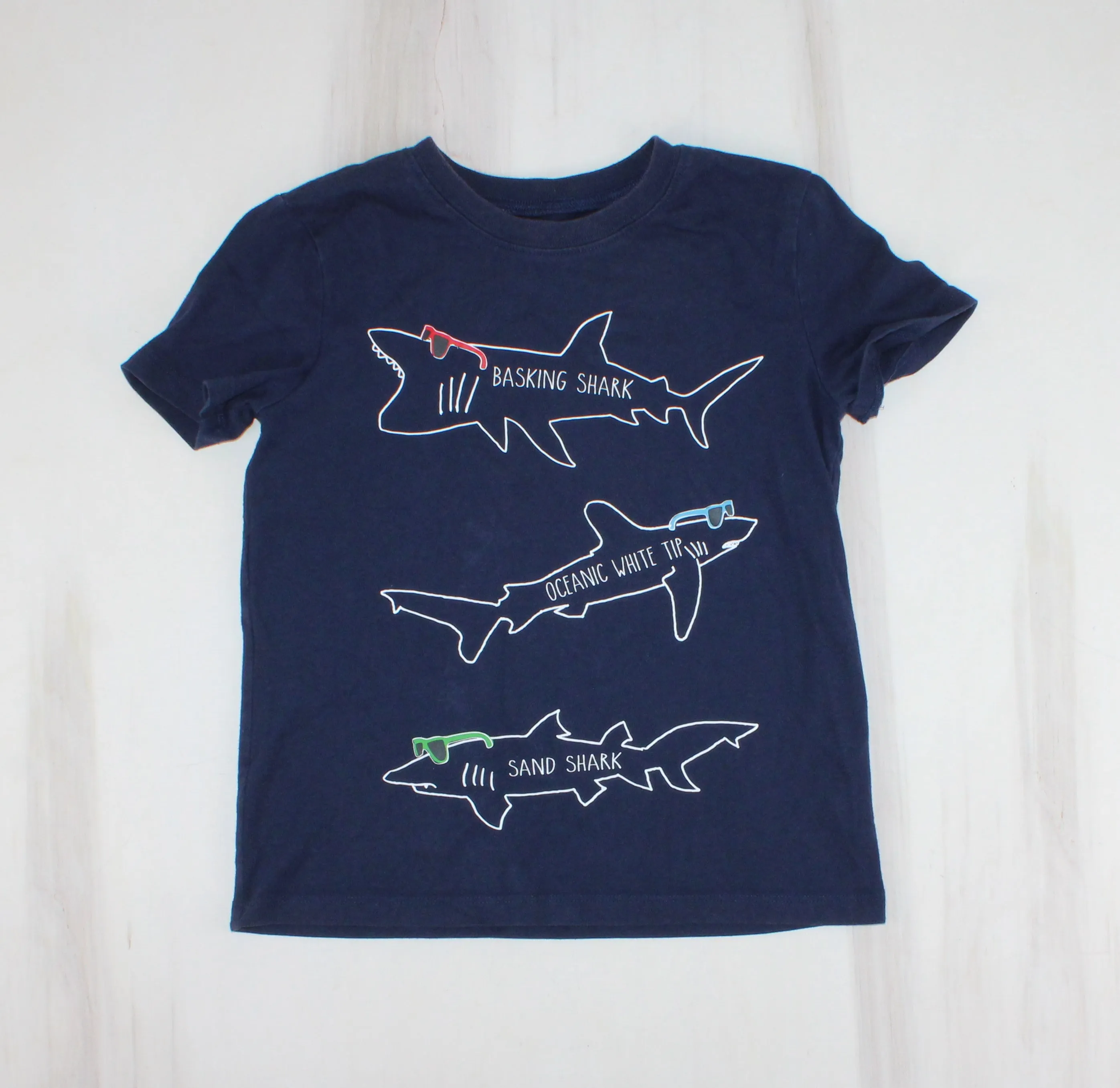 ANDY & EVAN NAVY SHARK TSHIRT 7Y VGUC