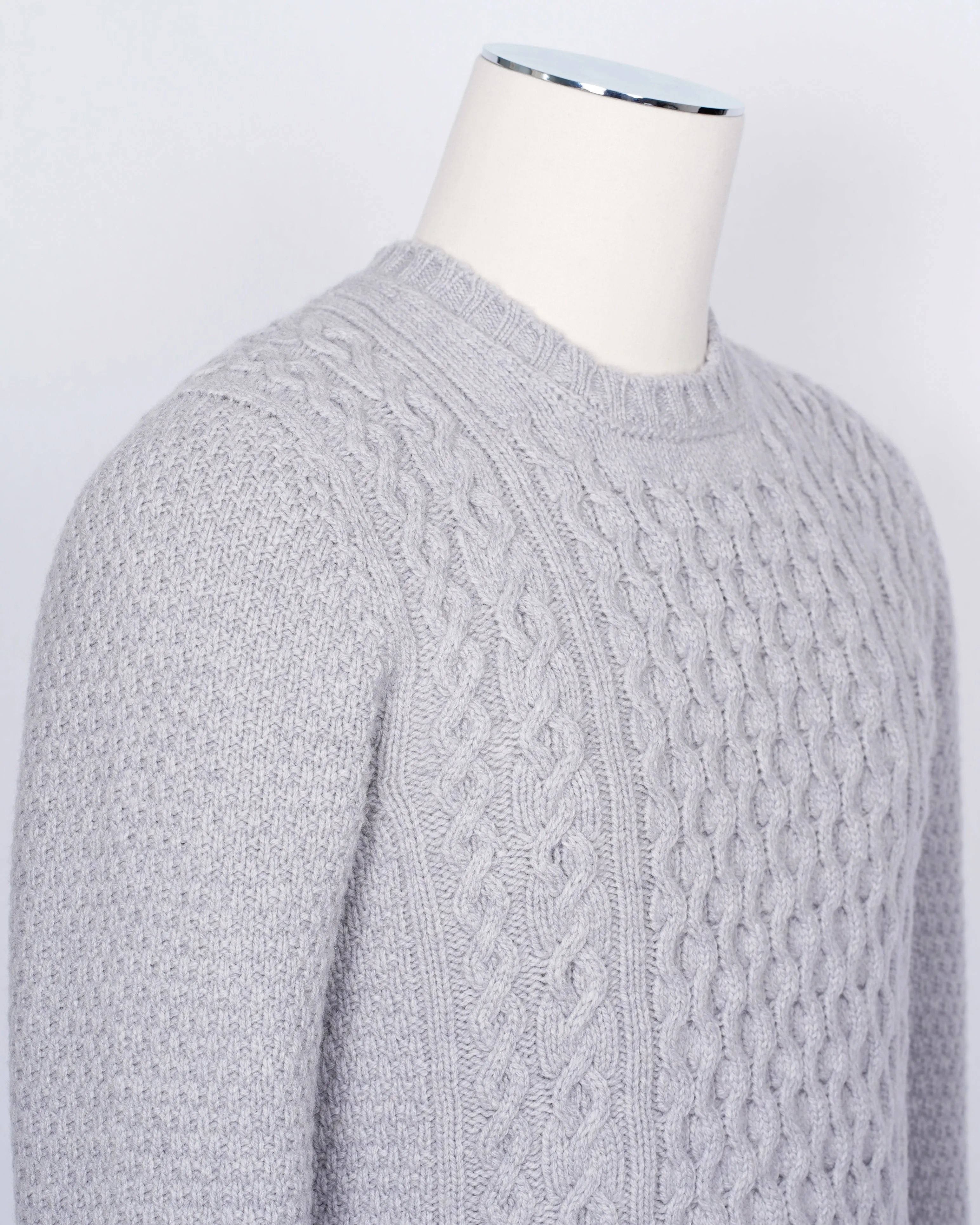 Drumohr Crew Neck Cable Knit / Light Grey