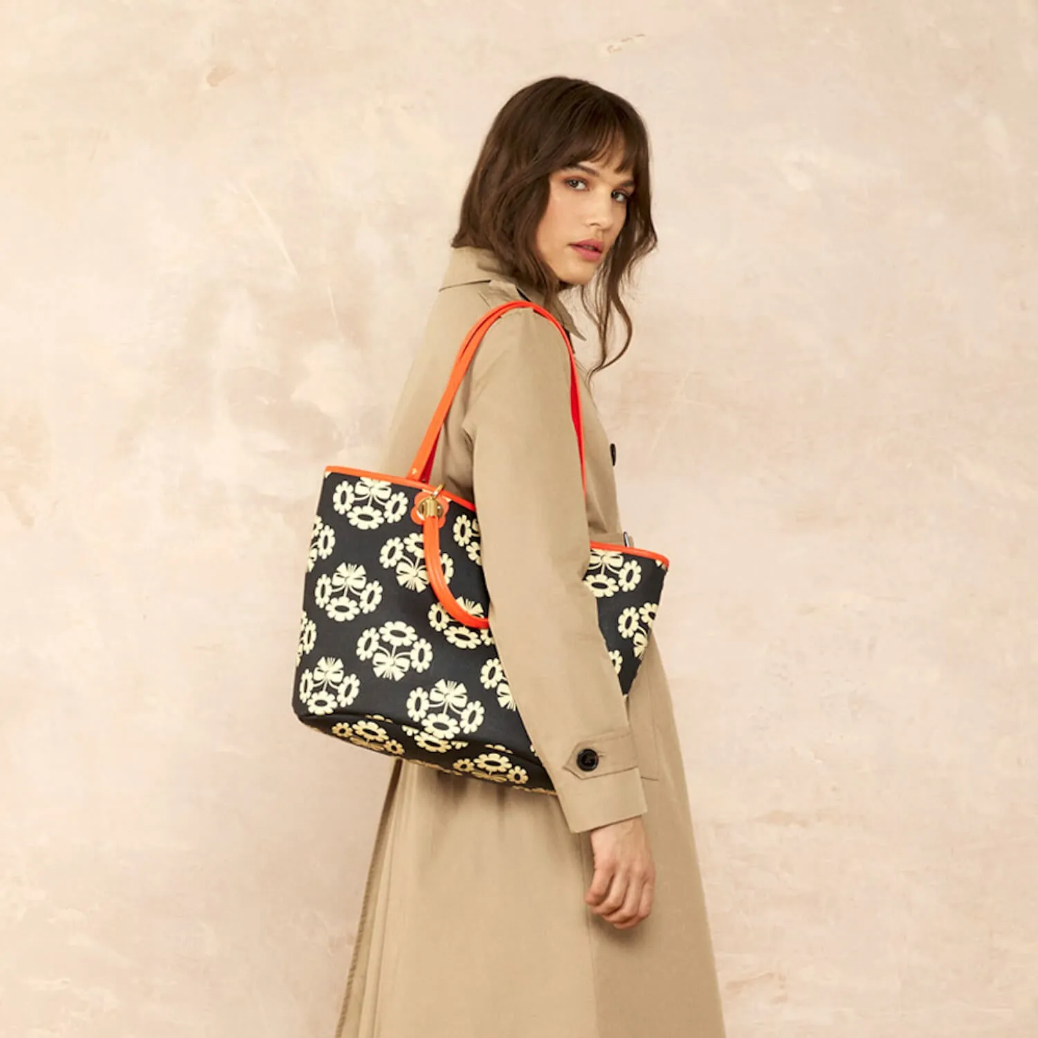 Smile Tote - Posey Flower Midnight